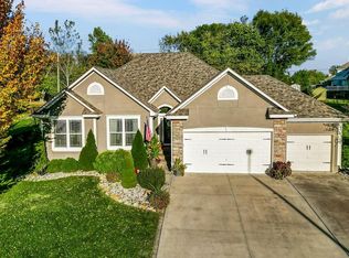 1204 Wiltshire Blvd, Raymore, MO 64083