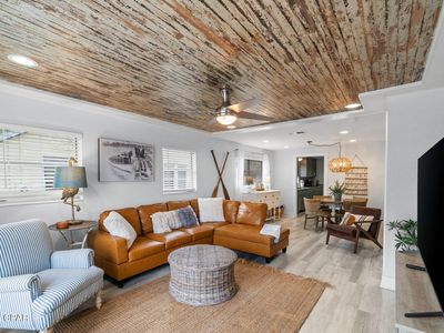 522 E 4th St, Port St Joe, FL, 32456