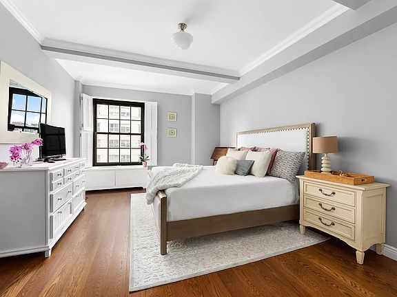 2nd image of 1 5th Ave APT 10D