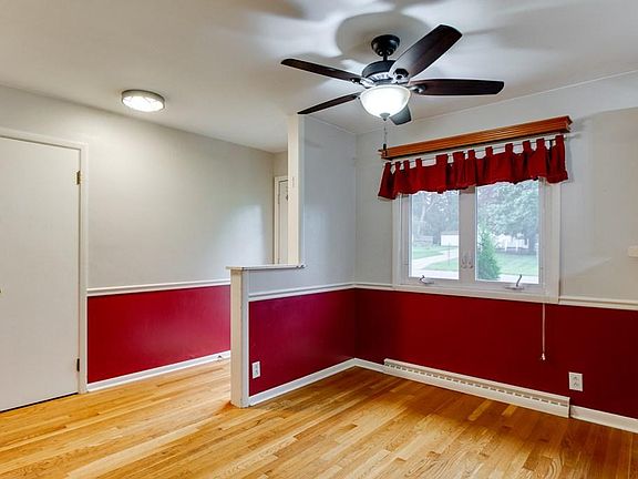 3rd image of 1406 Auer Blvd