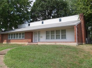 917 W Main St, Festus, MO 63028
