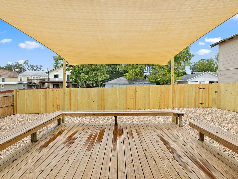 2834 Pearl St — Photo 40
