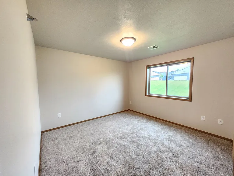 Home - Field Apartments I — Photo 122