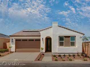 877 Halford Ln, Clovis, CA 93619