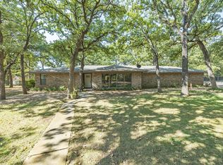 194 Private Road 203, Bowie, TX 76230