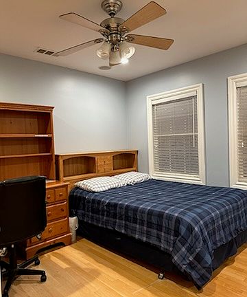 3rd image of 1320 Cedar St #2