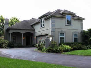 1222 Cardinal Way Rd, Hummelstown, PA 17036