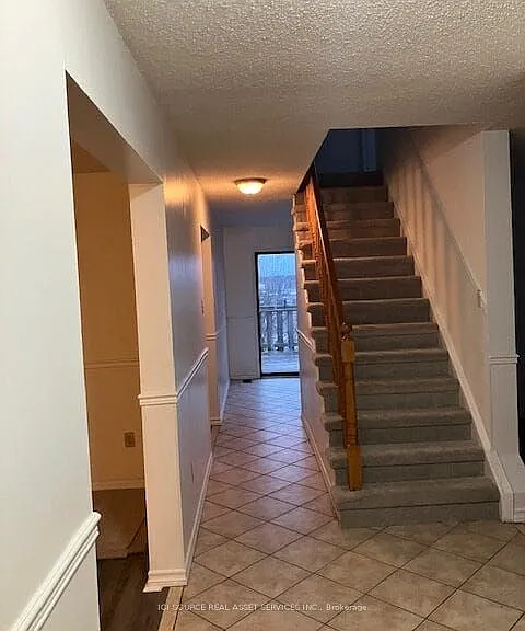 42 Coe Dr — Photo 7