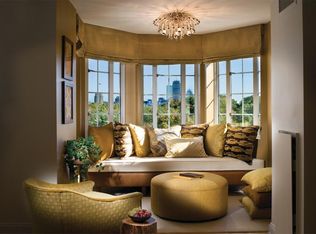 22 Chapel St #A505, Brookline, MA 02446