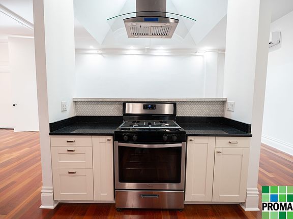 5th image of 176 Front St #3A