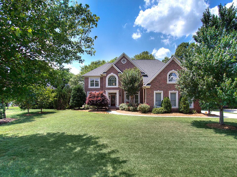 1st image of 6112 Dunmoor Valley Ct