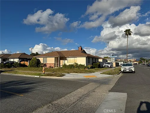 12702 Woodland Ln Photo 1
