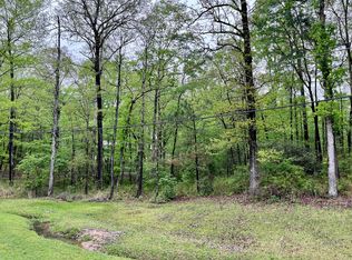 Plantation Dr, Columbus, MS 39705