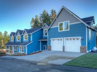 510 Ferncliff Ave NE, Bainbridge Island, WA 98110