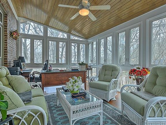 5th image of 1804 Timberwood Cir