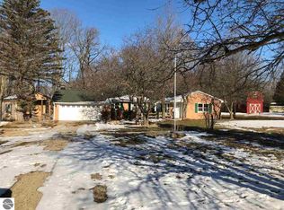 8201 Chippewa Trl, Mt Pleasant, MI 48858
