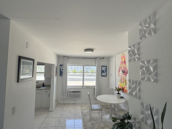 Dinning/Kitchen Area