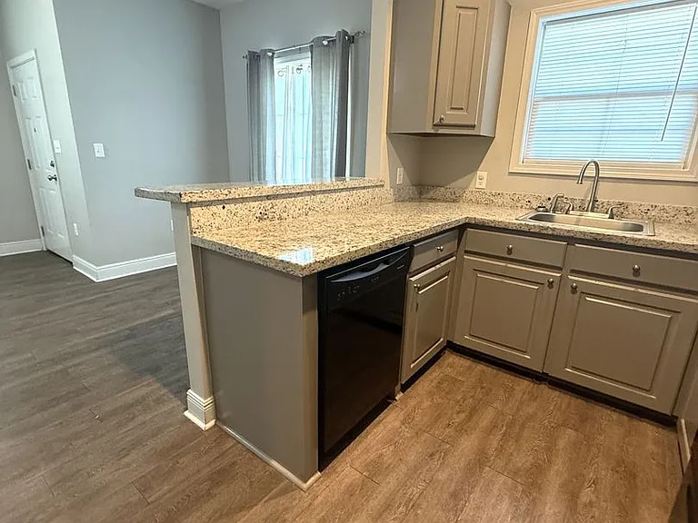 2808 Miller Ave #2 — Photo 10