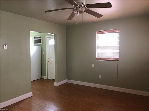 4th image of 232 Rogers Ave #B