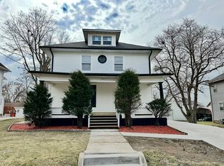 527 1st Ave W, Newton, IA 50208