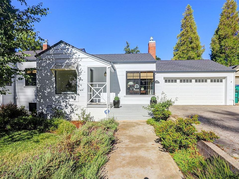 2nd image of 10132 Alta Vista Dr