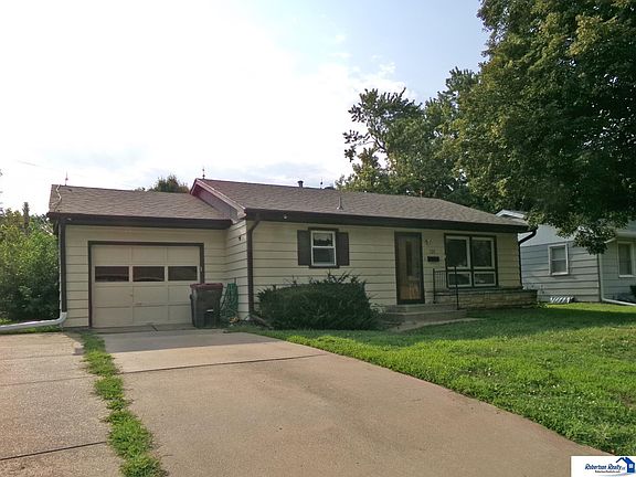 2nd image of 321 S 22nd St