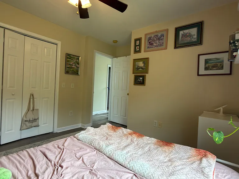 525 Pointe Dr — Photo 17