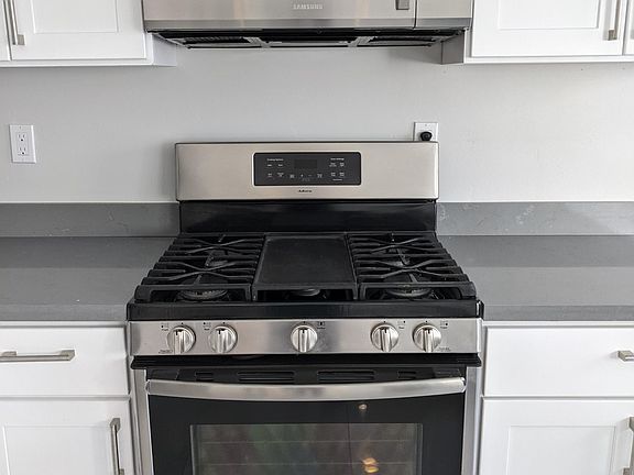 4th image of 1251 Hyde St #8