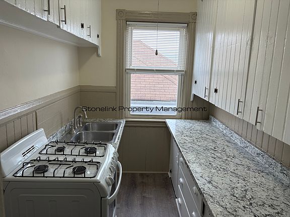 2nd image of 81 Fales St #4R