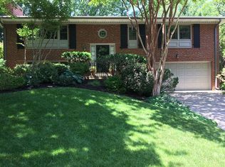6116 Beech Tree Dr, Alexandria, VA 22310