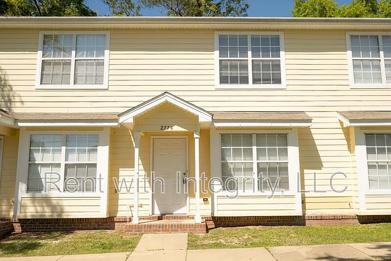 2774 Hartsfield Rd