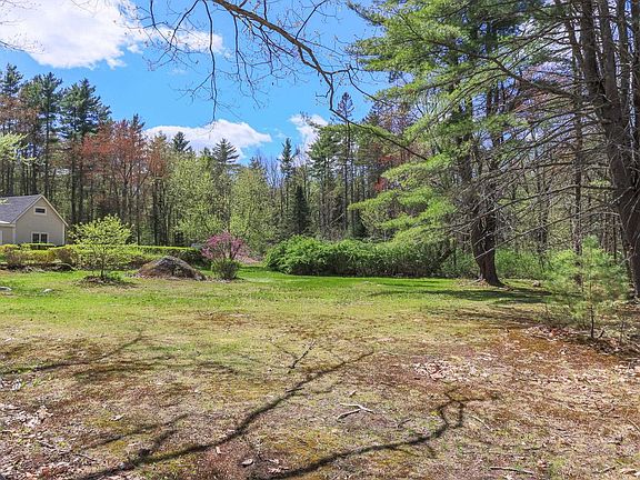 3rd image of 112 Mountain Road