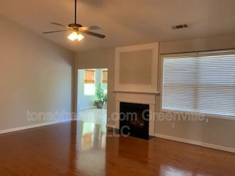 205 Silver Hawk Dr — Photo 14