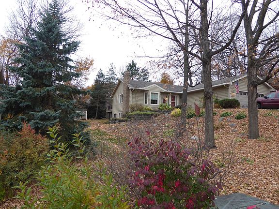 3rd image of 708 Northwood Dr