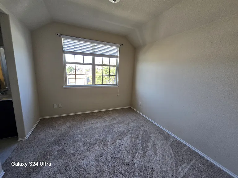 9921 Prairie Dog Ln — Photo 11