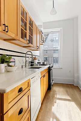 Sold by Compass | media 8