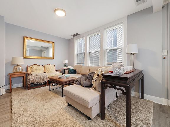 5th image of 3007 N Ashland Ave #Ch2