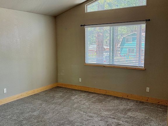 2nd image of 846 Modesto Ave