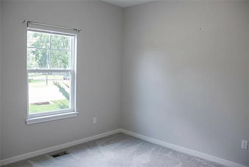 4th image of 12908 W 93rd St