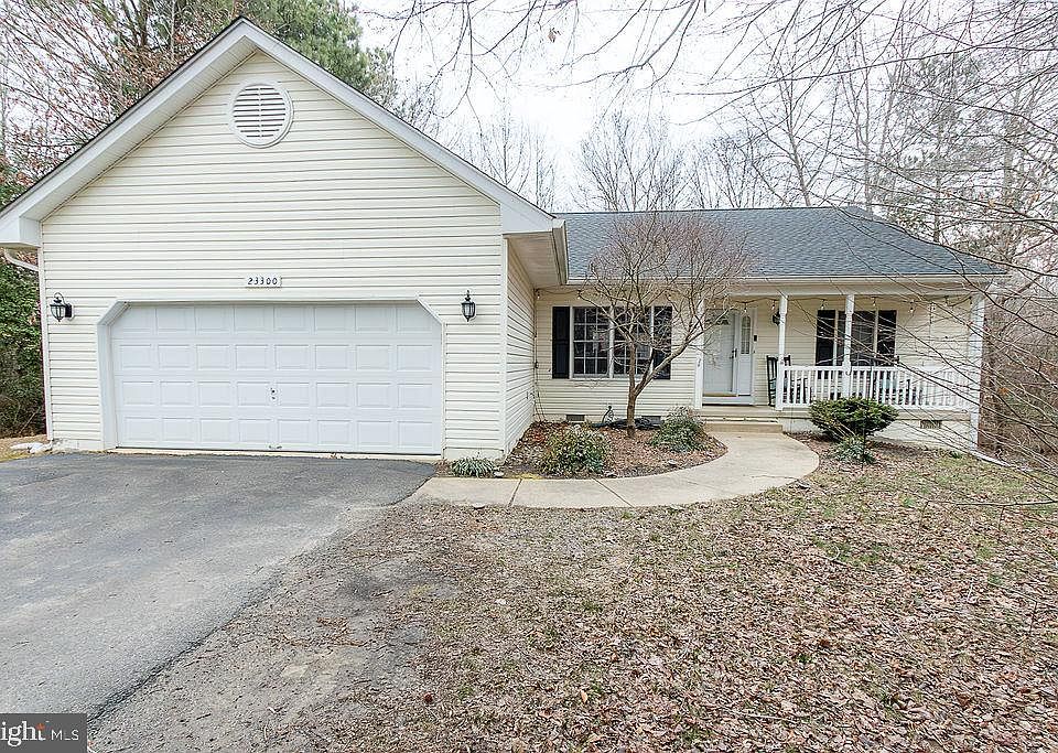 1st image of 23300 Misty Pond Ln