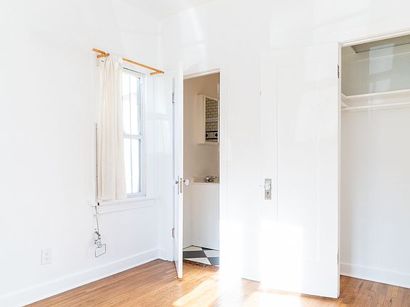 4th image of 1141 Echo Park Ave APT 101