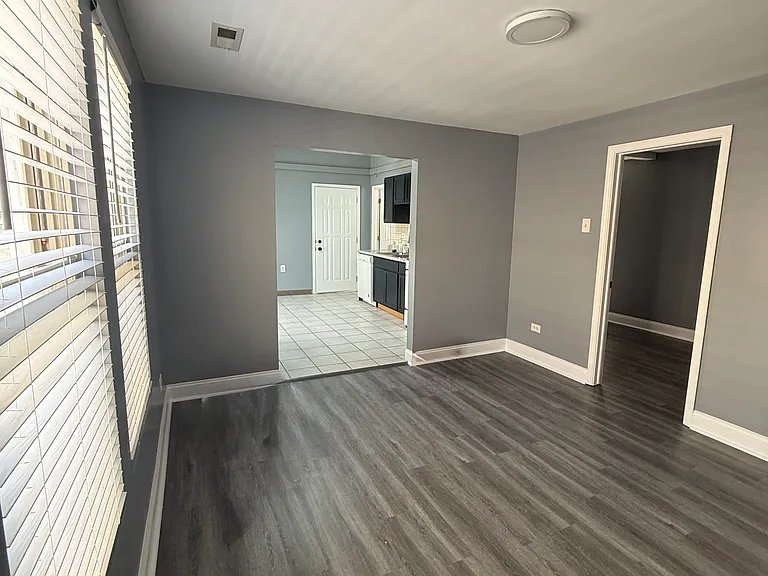 3052 W Lyndale St #2 — Photo 7