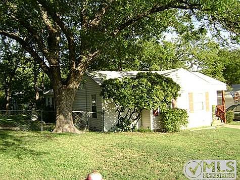 4th image of 1512 Glenwick Dr