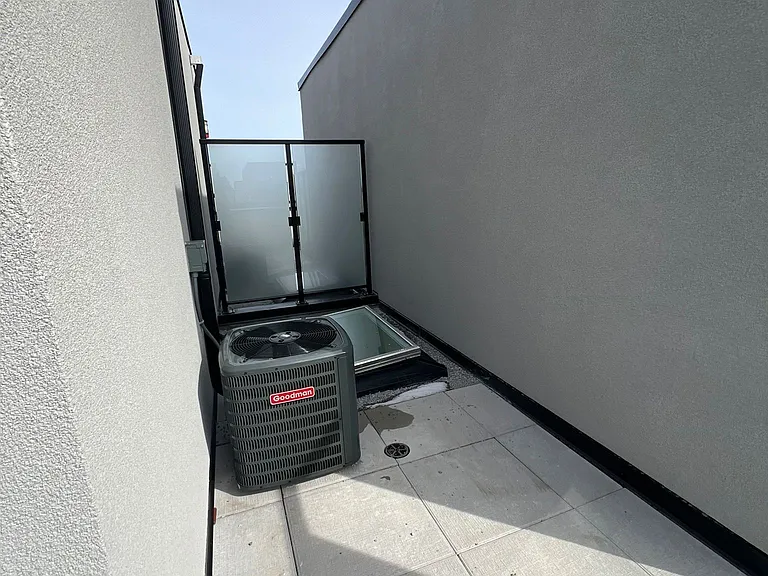861 Sheppard Ave W #32 — Photo 39