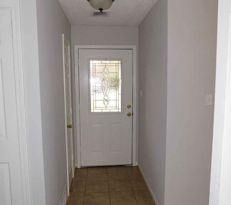 1st image of 6630 Gatewood Cir