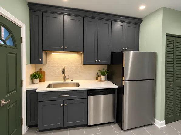 1605 W Ainslie St APT 2, Chicago, IL 60640
