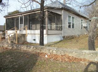 517 Combs Ave, Cotter, AR 72626
