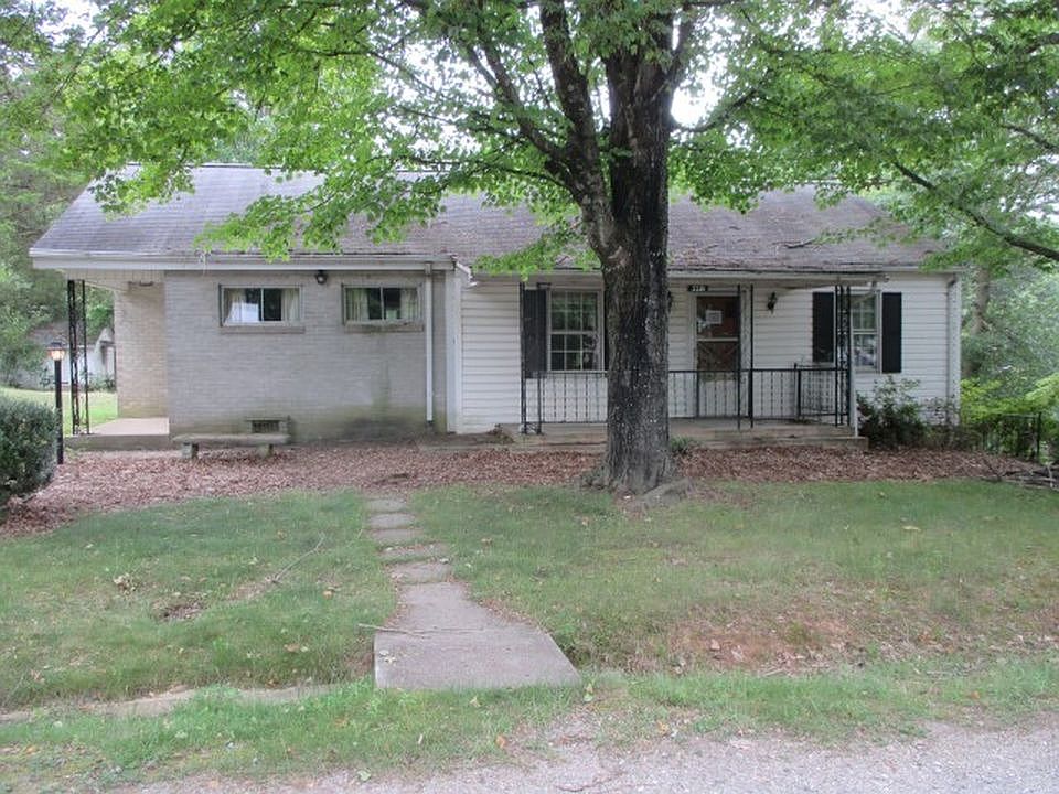 1st image of 3240 1st Avenue Dr SE