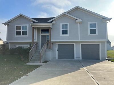 9711 E 220th St, Peculiar, MO, 64078