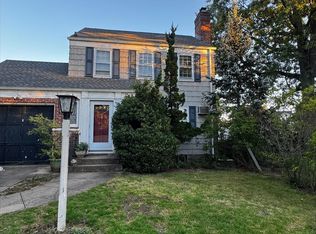 1569 Hewlett Ave, Hewlett, NY 11557
